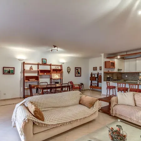 Casa Melo *